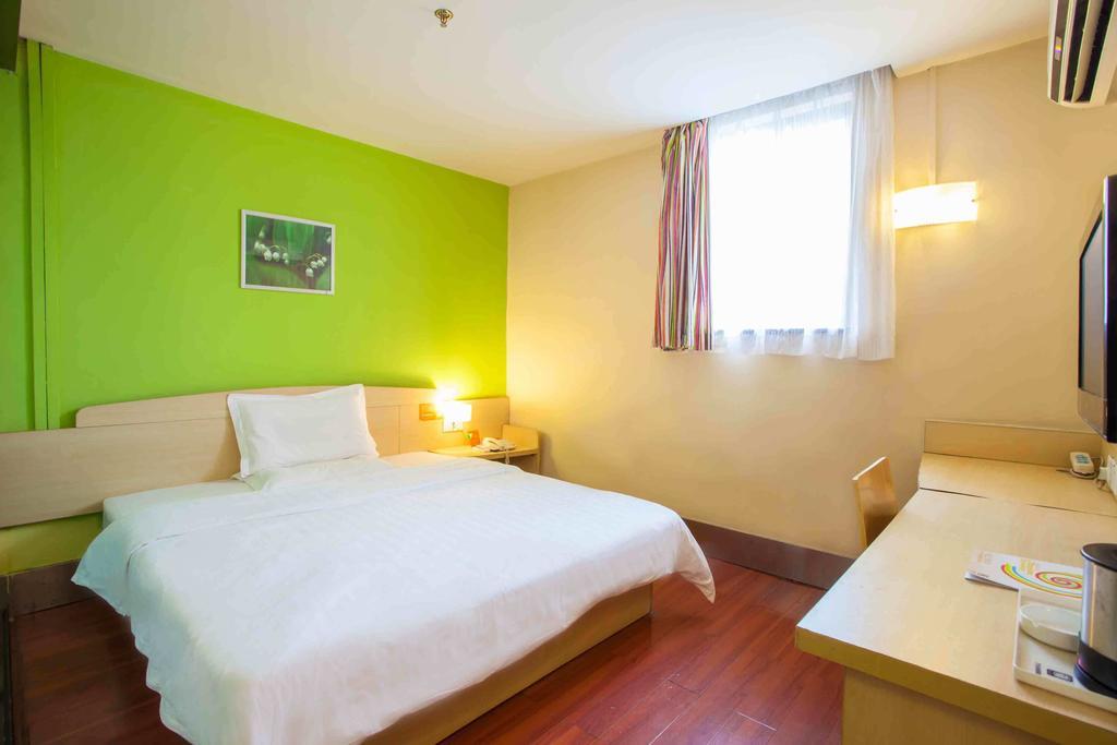 7Days Inn Dongguan Honghuating Branch Room photo